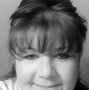 Meet your Posher, Chrissy